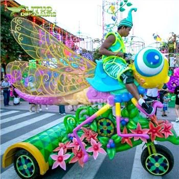 Cartoon-Insekten-Parade-Float